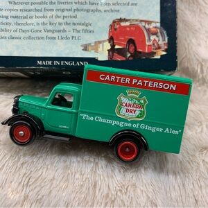 Days Gone Vanguards No. 59001 (1950)Bedford 30 CWT Van (“CANADA DRY GINGER ALE”)